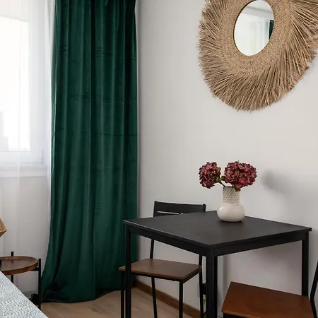 As-home Bialowieska Parking Free Apartment *